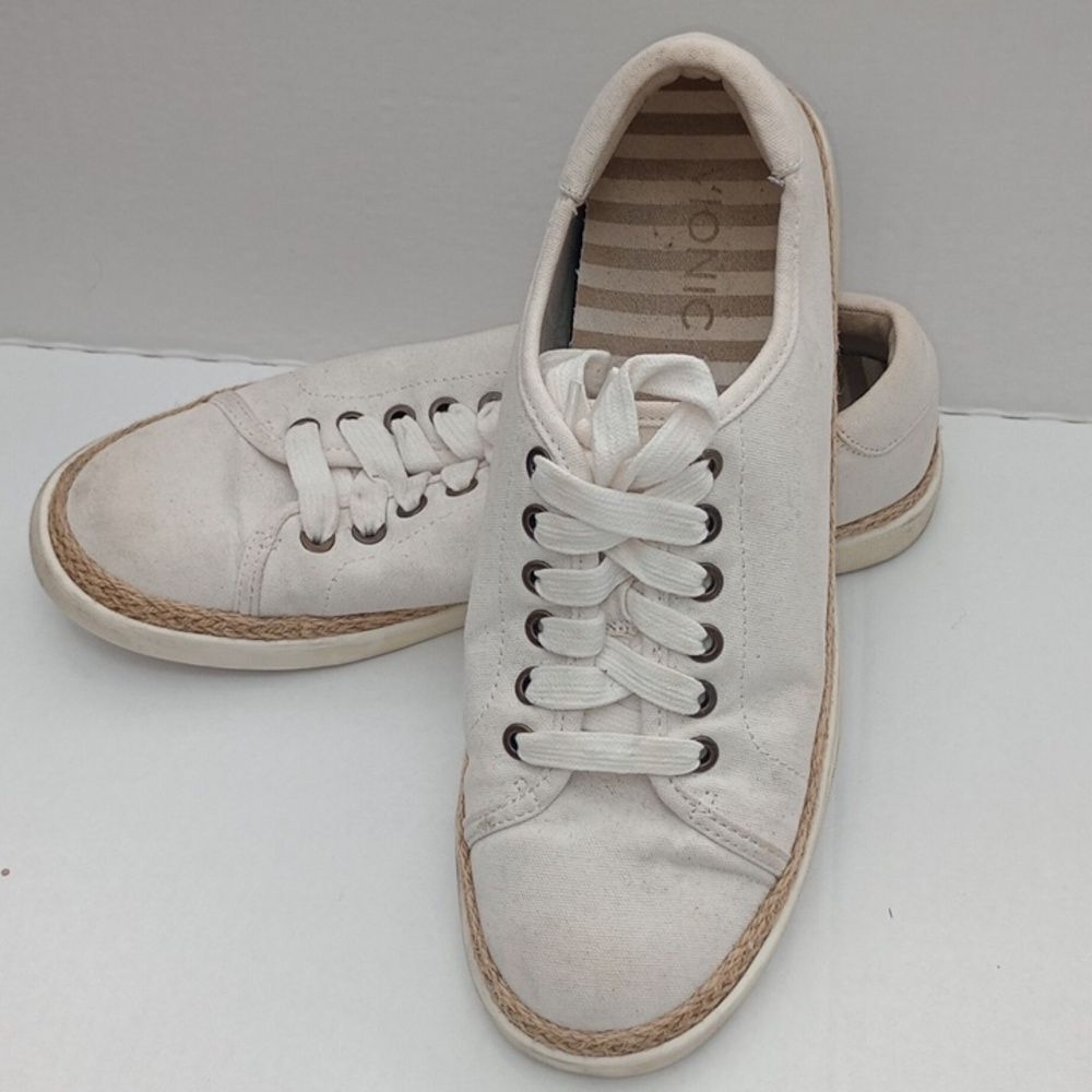 Size 9 Vionic White Hattie Canvas Espadrille Rope Low Top Lace Up Sneakers VS223